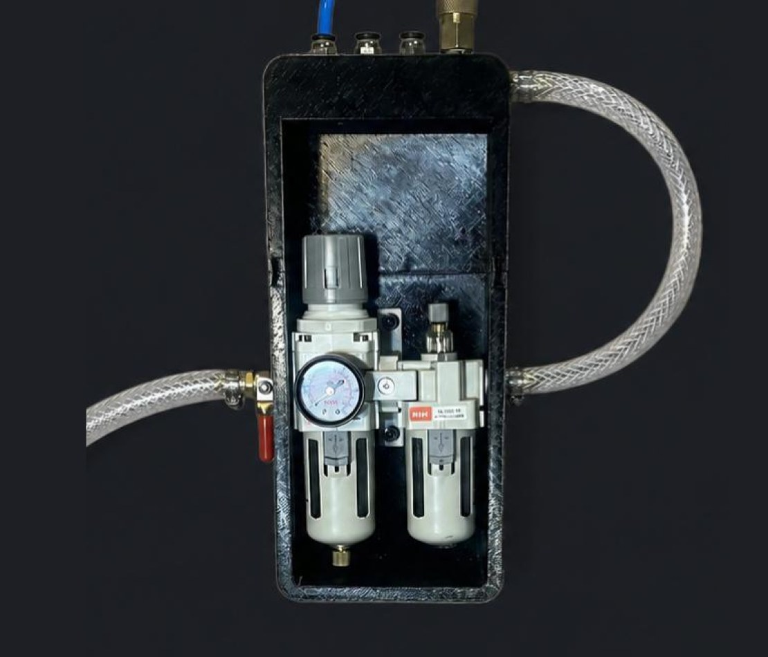 Pneumatic brick: filtered air supply feeding a valve manifold
